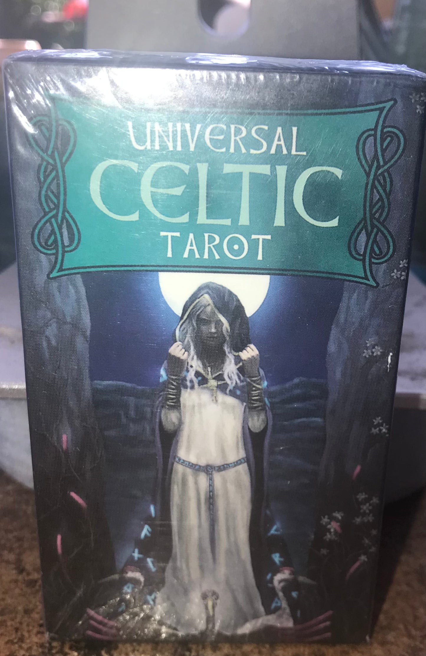 Universal Celtic Tarot Deck