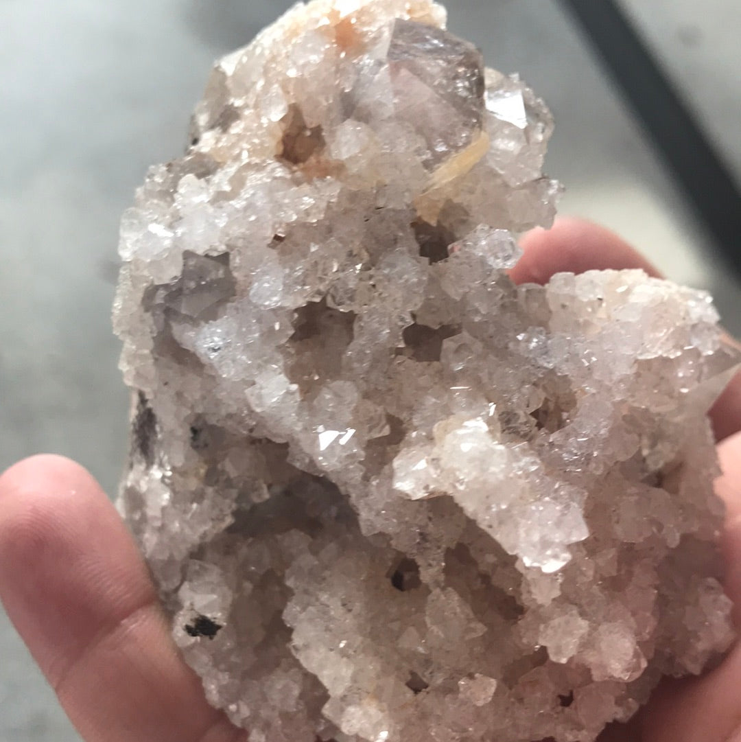 Quartz and pyrite Mario