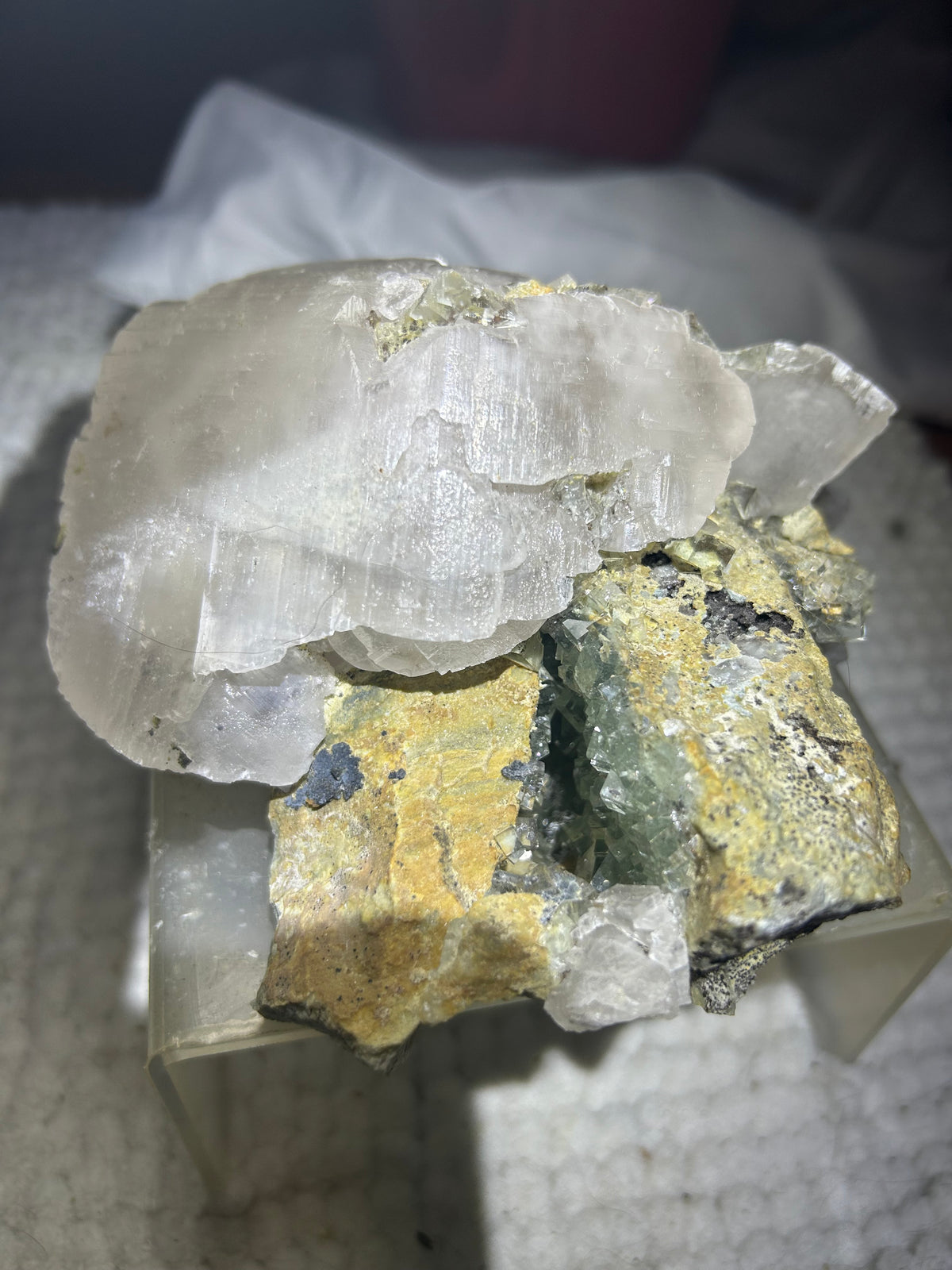 UFO Calcite