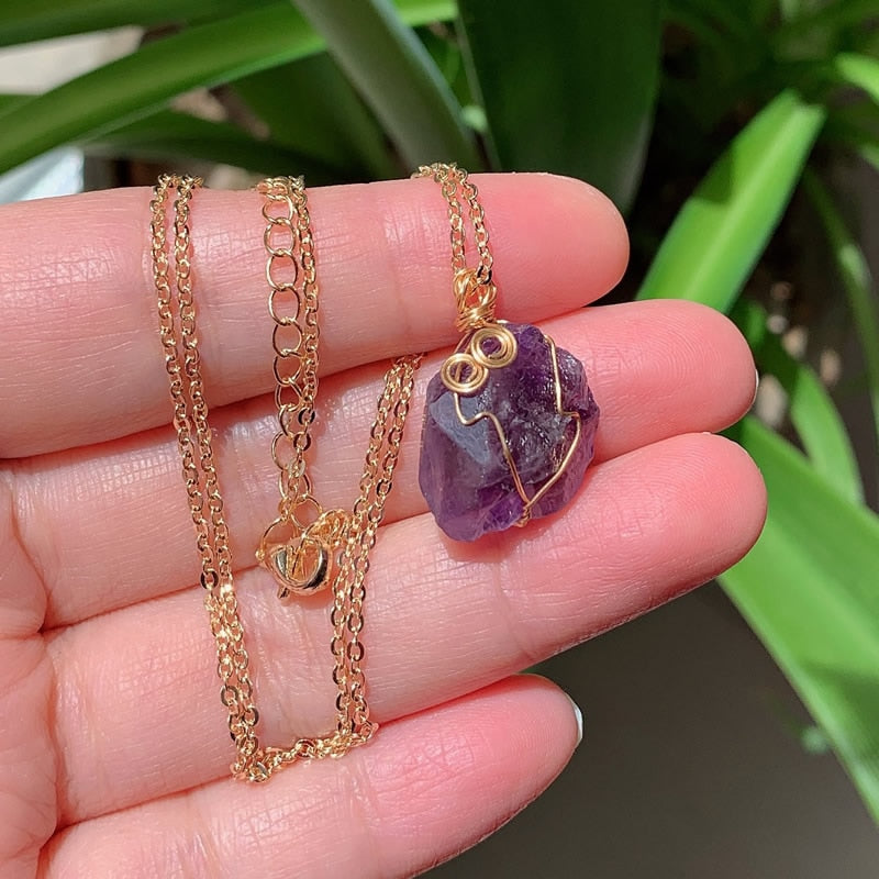 Natural Stone Pendant Necklace Small Rock Quartz Pendulum Amethysts Citrines Fluorite Pink Crystal Necklace for Women Healing