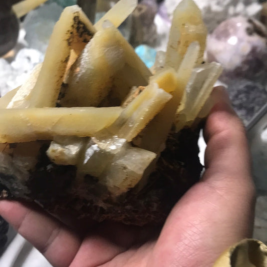 Mango Quartz Ashes877