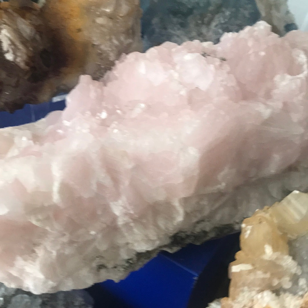 Blueberry fluorite pink Madagascar quartz pink calcite dragon flower