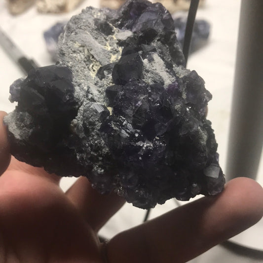 Tanzanite fluorite Lunar