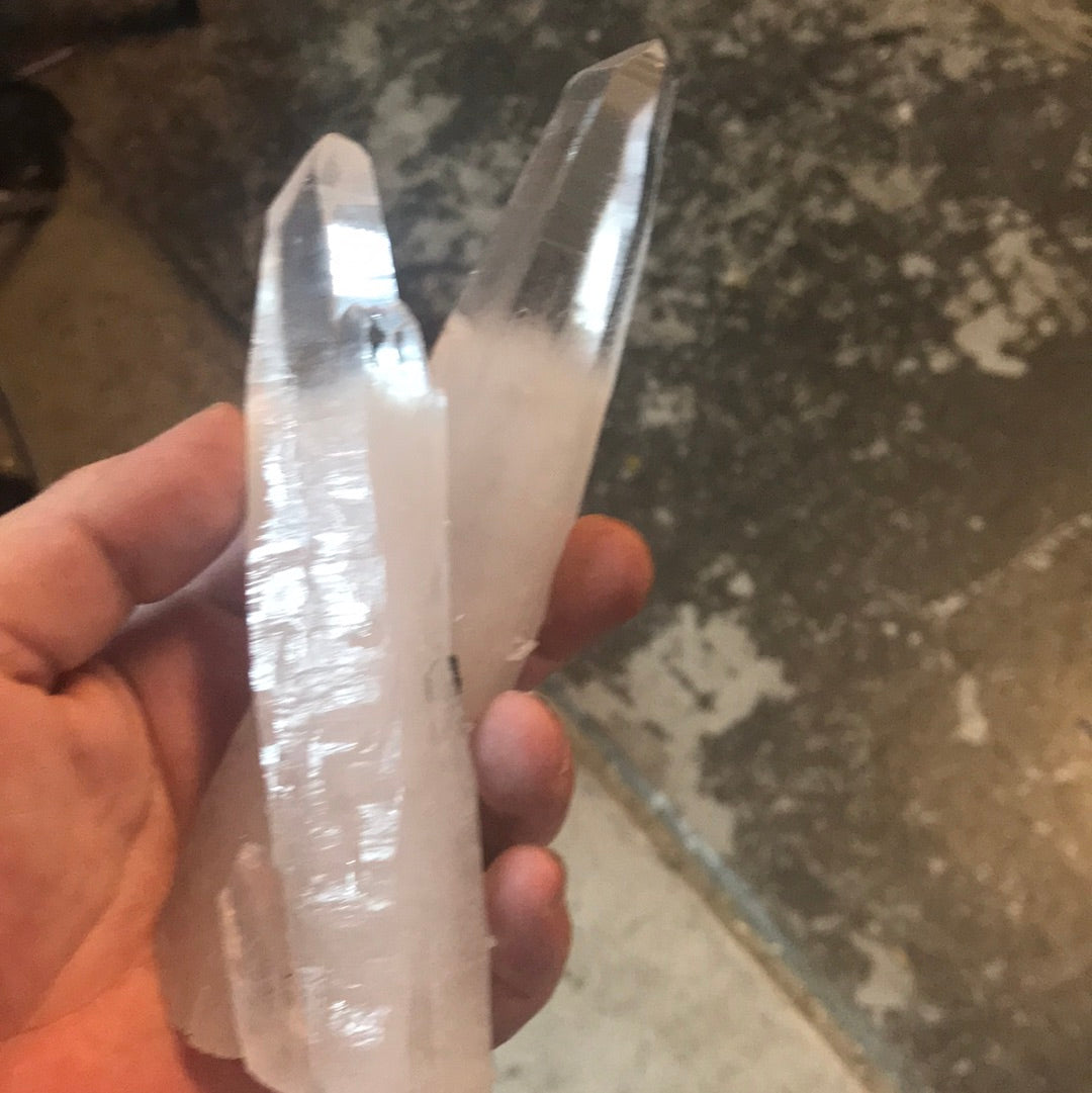 Double point quartz wendal